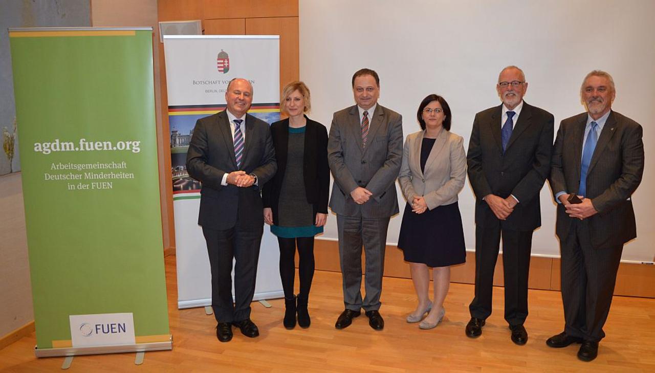 Empfang für AGDM in der Botschaft Ungarns Empfang für AGDM in der Botschaft Ungarns