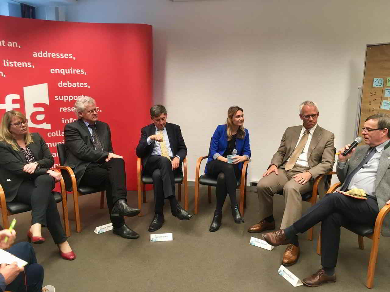 #gemeinsamdurchstarten – erste Internationale Jugendkonferenz des ifa #gemeinsamdurchstarten – erste Internationale Jugendkonferenz des ifa