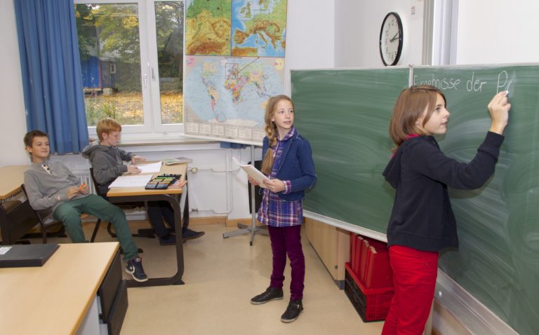Deutsch AG ab September Deutsch AG ab September