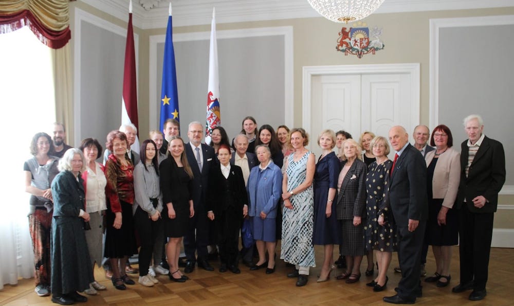 Vertreter der deutschen Vereine Lettlands haben sich am 06.06.2022 mit Präsident Egils Levits getroffen. Vertreter der deutschen Vereine Lettlands haben sich am 06.06.2022 mit Präsident Egils Levits getroffen.
