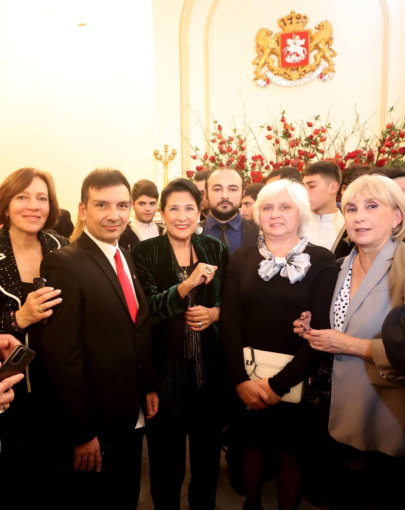 Deutsche in Georgien beim Empfang der Präsidentin Salome Zurabischwili Deutsche in Georgien beim Empfang der Präsidentin Salome Zurabischwili